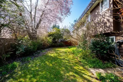 Hallway Photo of 1730 Westminster Avenue, Port Coquitlam, BC