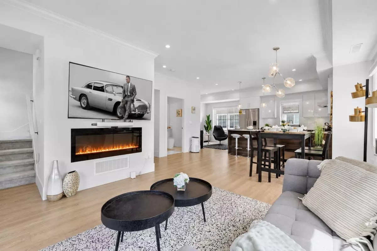 Dining Area Photo of 31 9211 Mckim Way, Richmond, BC