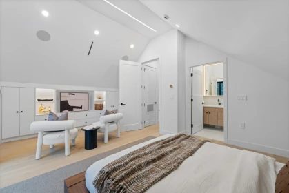 Hot Tub / Spa Photo of 1 2846 W 12th Avenue, Vancouver, BC