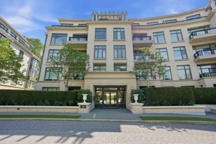 203 540 Waters Edge Crescent, West Vancouver, BC, West Vancouver — Apartment/Condo for sale