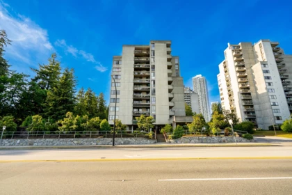 Garden / Landscaping Photo of 902 4105 Imperial Street, Burnaby, BC
