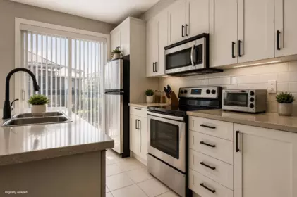 Walk-In Closet Photo of 317 45530 Market Way, Chilliwack, BC