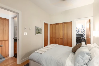 Walk-In Closet Photo of 218 2515 Ontario Street, Vancouver, BC