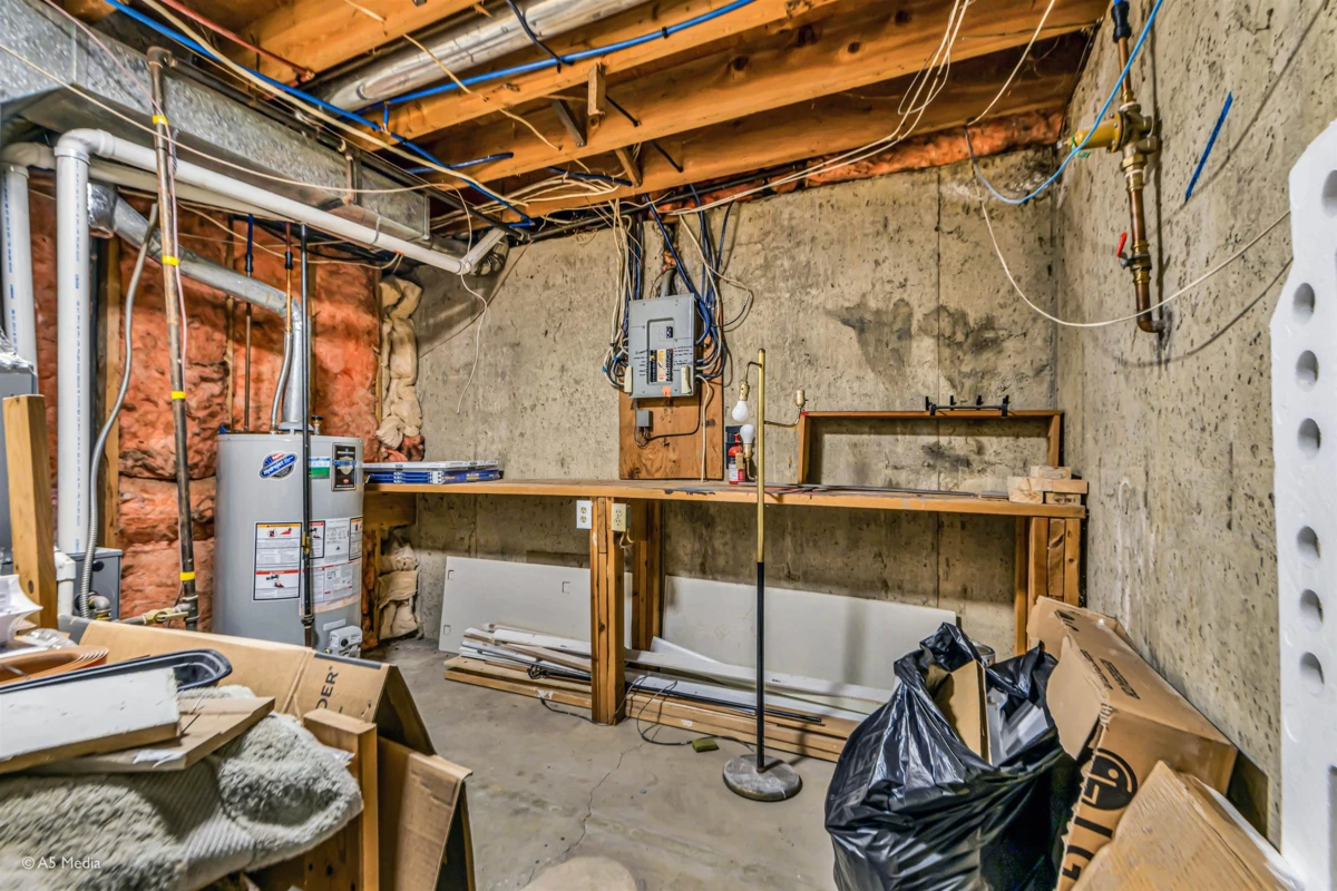 Living Room Photo of 34388 Russet Place, Abbotsford, BC