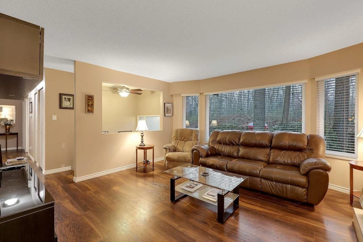 Dining Area Photo of 14415 114 Avenue, Surrey, BC