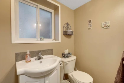 Hallway Photo of 14415 114 Avenue, Surrey, BC