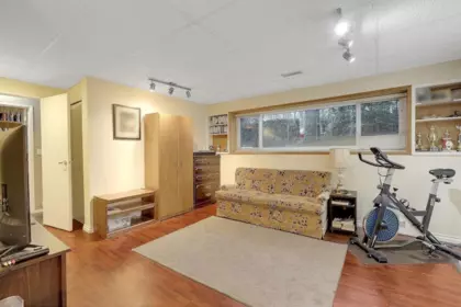 Mudroom Photo of 14415 114 Avenue, Surrey, BC
