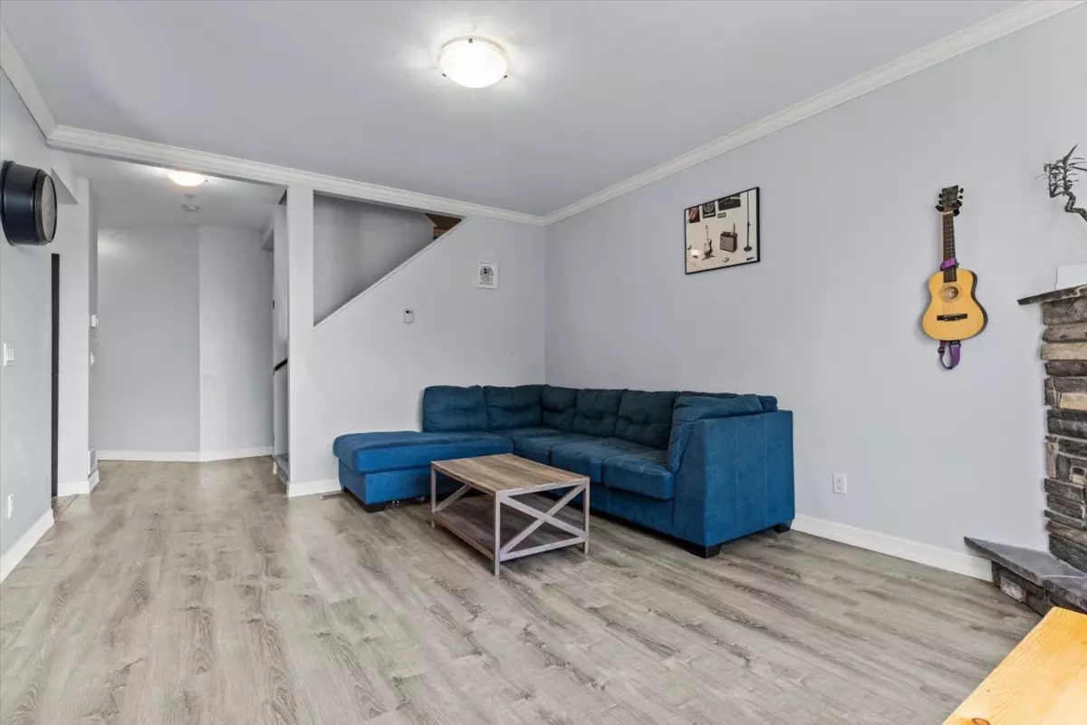 Dining Area Photo of 26 46832 Hudson Road, Chilliwack, BC