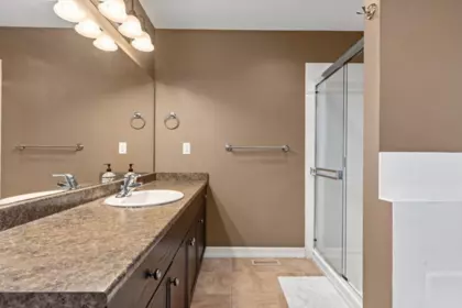 Guest Bathroom Photo of 26 46832 Hudson Road, Chilliwack, BC