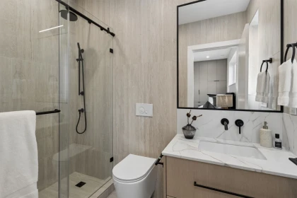 Hallway Photo of 1 3637 E 46th Avenue, Vancouver, BC