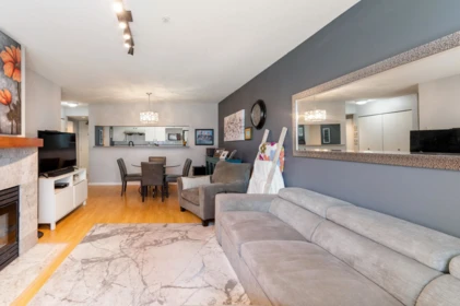 Breakfast Nook Photo of 313 1163 The High Street, Coquitlam, BC