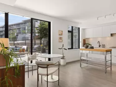 301 210 E 5th Avenue, Vancouver, BC, Vancouver — Apartment/Condo for sale
