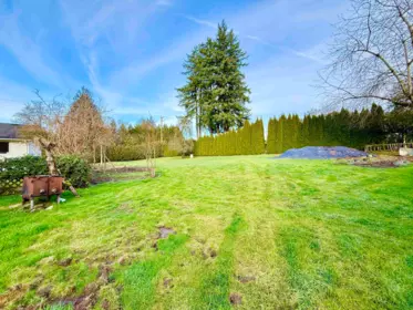 Loft / Bonus Room Photo of 18572 76 Avenue, Surrey, BC
