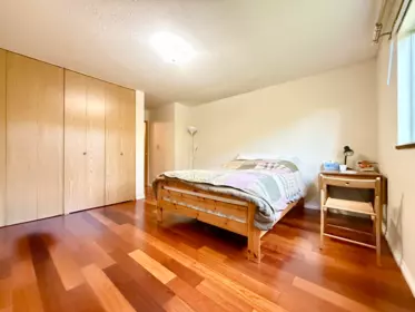 Walk-In Closet Photo of 18572 76 Avenue, Surrey, BC