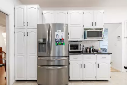 Laundry Room Photo of 13798 92 Avenue, Surrey, BC