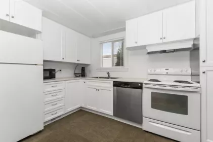 Walk-In Closet Photo of 28 1884 Heath Road, Agassiz, BC