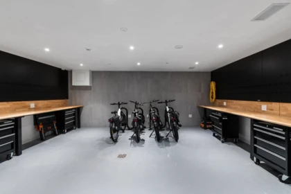 Fitness Center Photo Near 1100 3963 Uplands Way, West Vancouver, BC