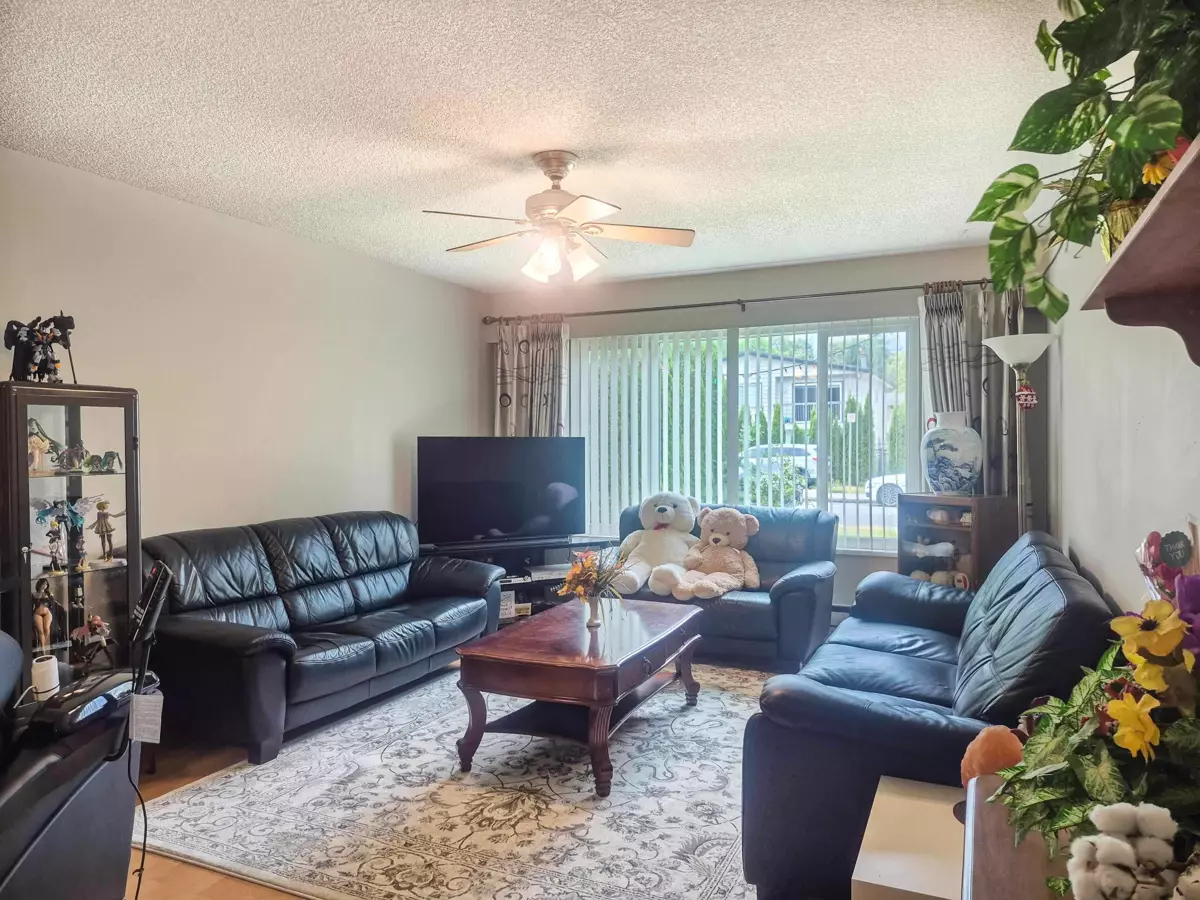 Living Room Photo of 807 Greene Street, Coquitlam, BC