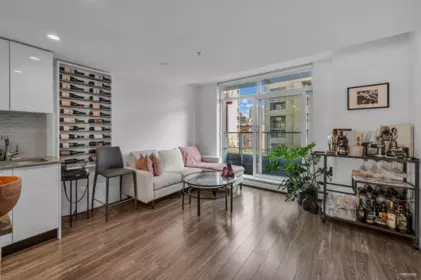 Breakfast Nook Photo of 513 1283 Howe Street, Vancouver, BC
