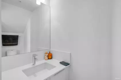Primary Bathroom Photo of 513 1283 Howe Street, Vancouver, BC