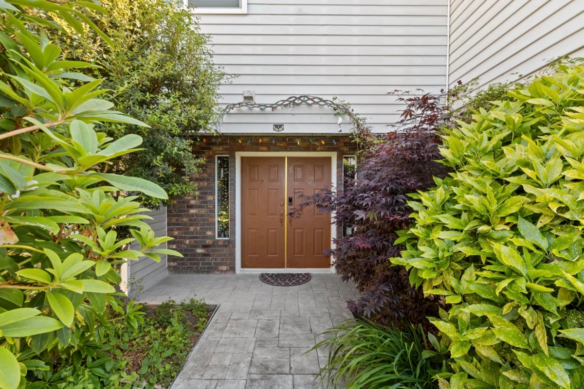 Exterior Rear Photo of 956 161a Street, Surrey, BC