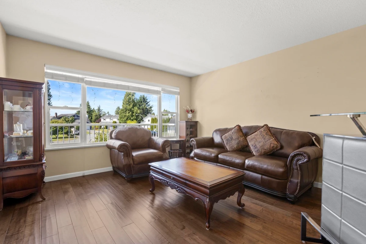 Living Room Photo of 956 161a Street, Surrey, BC