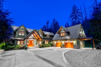 949 Arbutus Bay Lane, Bowen Island, BC, Bowen Island — Single Family Residence for sale