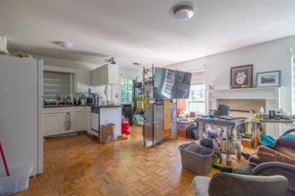 Kitchen Photo of 1524 Kimberley Street, Abbotsford, BC