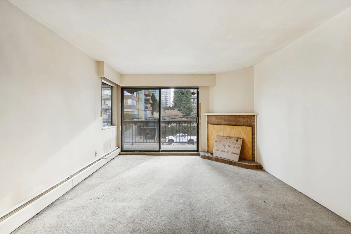 Family Room Photo of 205 707 Hamilton Street, New Westminster, BC