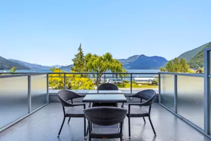 206C 160 Esplanade Avenue, Harrison Hot Springs, BC, Harrison Hot Springs — Apartment/Condo for sale