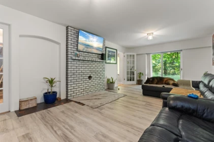 Mudroom Photo of 33157 Cameron Avenue, Mission, BC