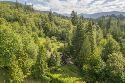 Outdoor Patio Photo of 33157 Cameron Avenue, Mission, BC