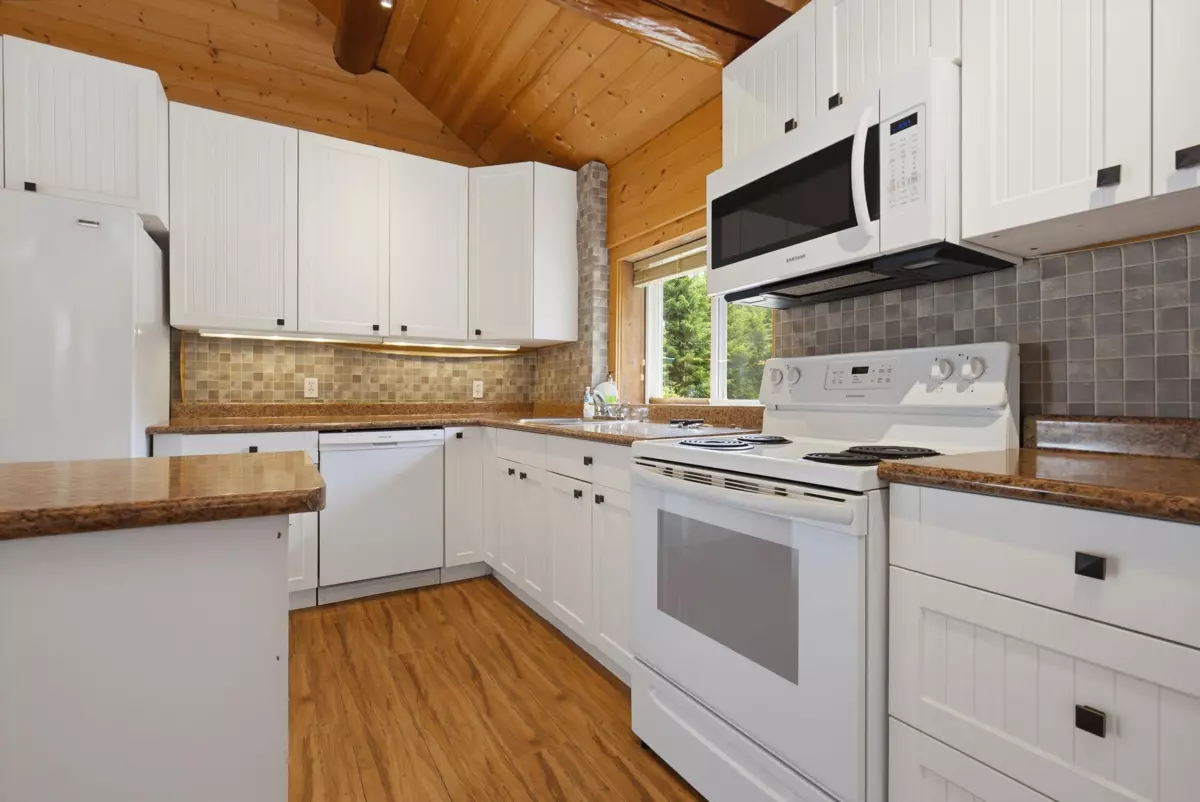 Dining Area Photo of 12880 Burns Road, Mission, BC