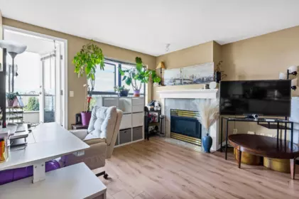 1303 6611 Cooney Road, Richmond, BC, Richmond — Apartment/Condo for sale