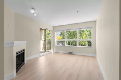 218 6800 Eckersley Road, Richmond, BC, Richmond — Apartment/Condo for sale