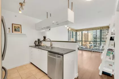 1601 1331 Alberni Street, Vancouver, BC, Vancouver — Apartment/Condo for sale