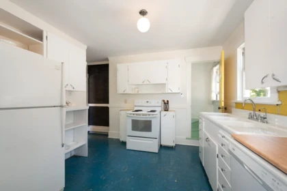 Breakfast Nook Photo of 2777 Trinity Street, Vancouver, BC