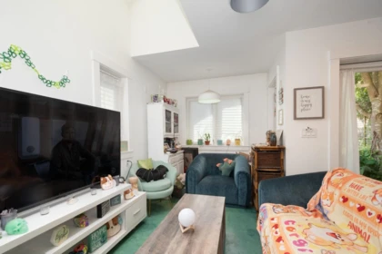 Hot Tub / Spa Photo of 2777 Trinity Street, Vancouver, BC