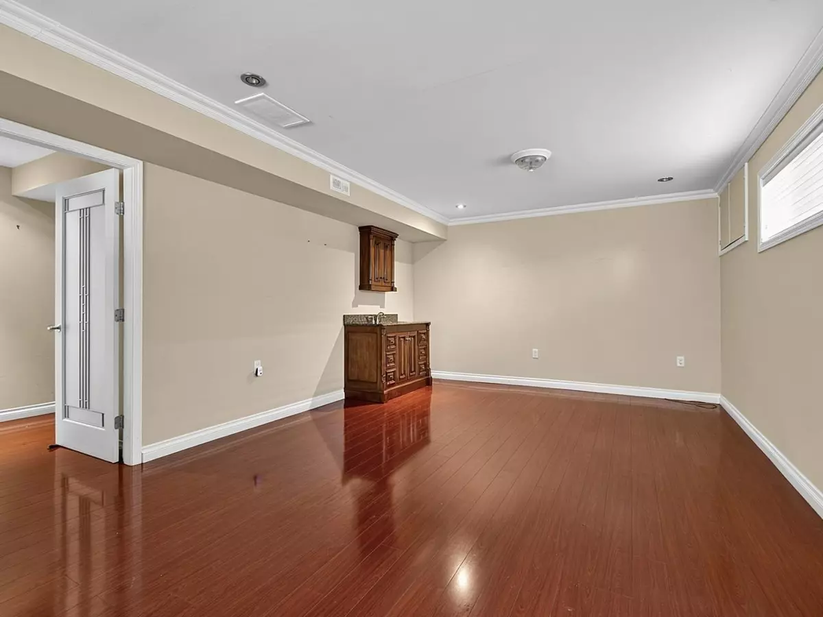 Dining Area Photo of 1106 Heywood Street, North Vancouver, BC