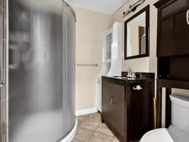 Kitchen Photo of 1106 Heywood Street, North Vancouver, BC