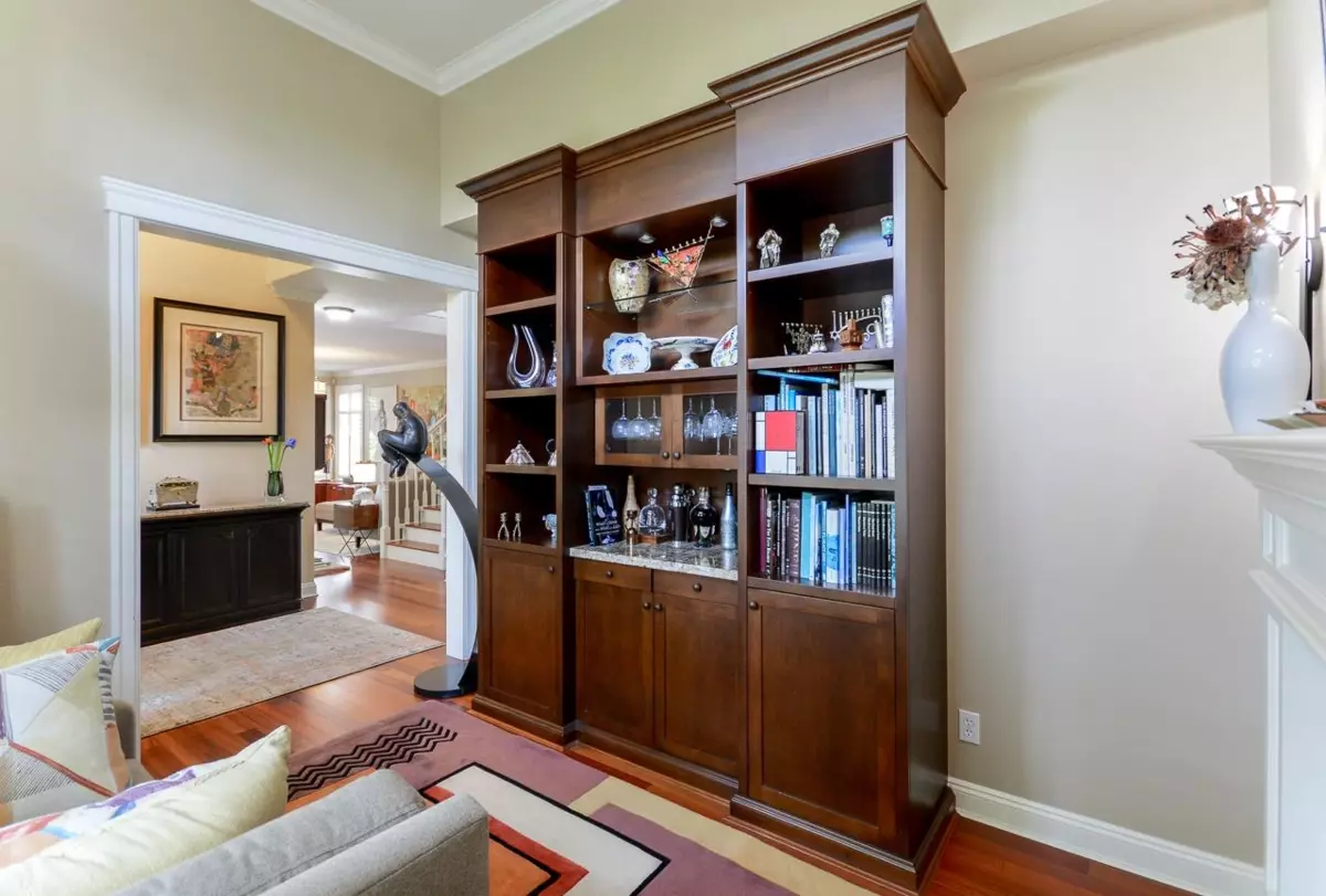Family Room Photo of 11780 2nd Avenue, Richmond, BC
