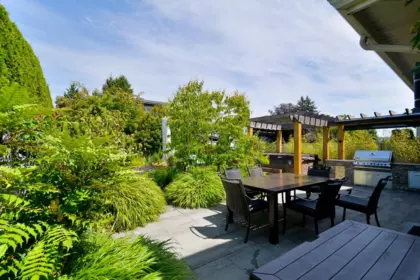 Garden / Landscaping Photo of 11780 2nd Avenue, Richmond, BC