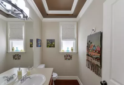 Kitchen Island Photo of 11780 2nd Avenue, Richmond, BC