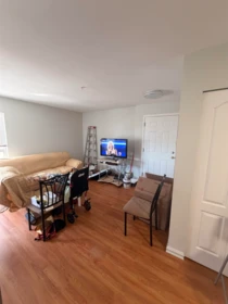 302 688 E 56th Avenue, Vancouver, BC, Vancouver — Apartment/Condo for sale