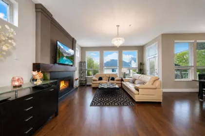 Kitchen Photo of 10499 Mceachern Street, Maple Ridge, BC