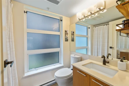 Office / Den Photo of 323 95 Moody Street, Port Moody, BC