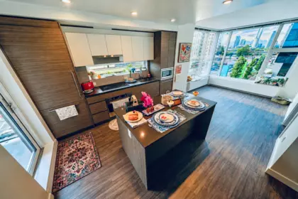 Basement Recreation Room Photo of 604 13615 Fraser Highway, Surrey, BC