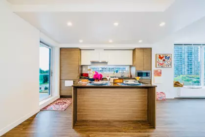 Office / Den Photo of 604 13615 Fraser Highway, Surrey, BC