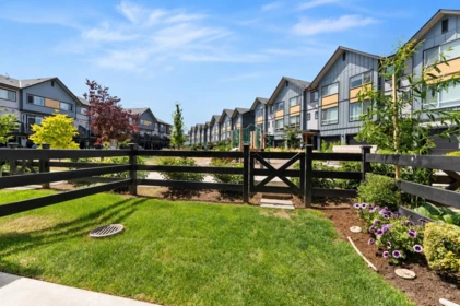 Hot Tub / Spa Photo of 10 4375 Cormorant Way, Tsawwassen, BC