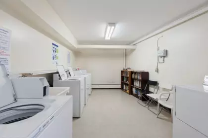 Powder Room Photo of 1004 1251 Cardero Street, Vancouver, BC
